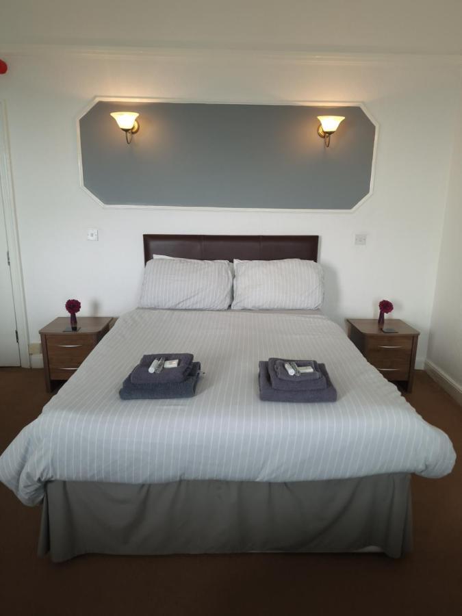 סקארבורו Highlander Hotel מראה חיצוני תמונה